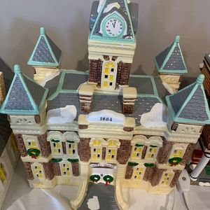 Snow Village - County Courthouse (In original box)
